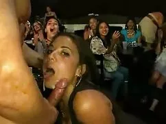 فاحشه و میل جنسی او جهانی